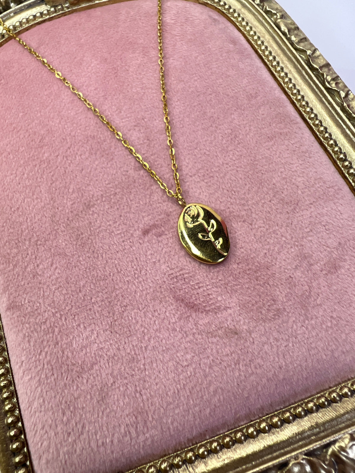 Gold Vintage Rose Pendant Necklace