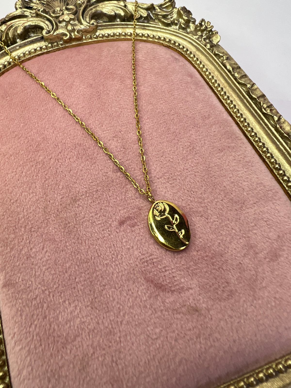 Gold Vintage Rose Pendant Necklace